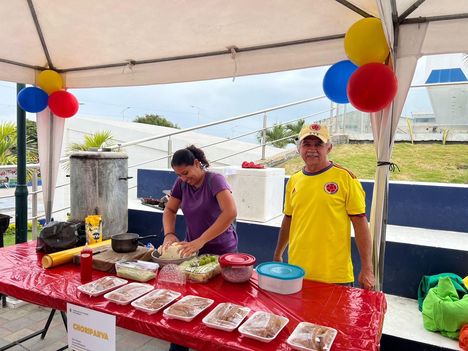 Tuvimos 7 expositores de nuestra gastronomía colombiana, quienes viven en esta ciudad y dejan en alto el sabor colombiano.